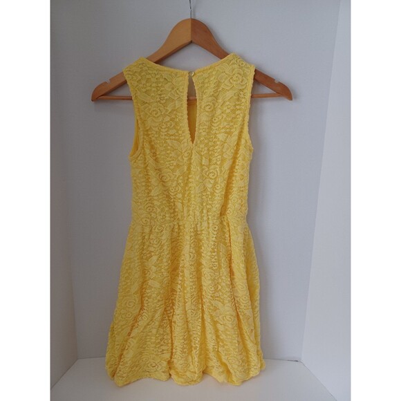 City Triangles Juniors XS Yellow Lace Dress - Picture 3 of 7